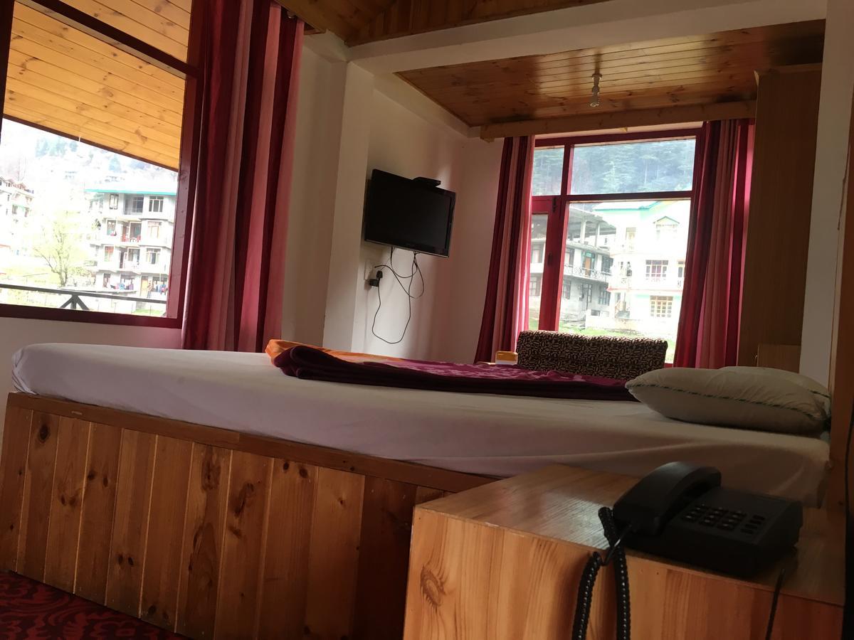 Seraj International Manali (Himachal Pradesh) Exterior photo